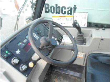 2009 BOBCAT V417 CAB 7