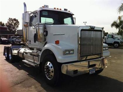 2013 WESTERN STAR 4900 CONVENTIONAL DAY CAB